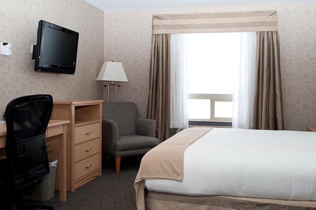 Paradise Inn And Suites Valleyview Pokoj fotografie