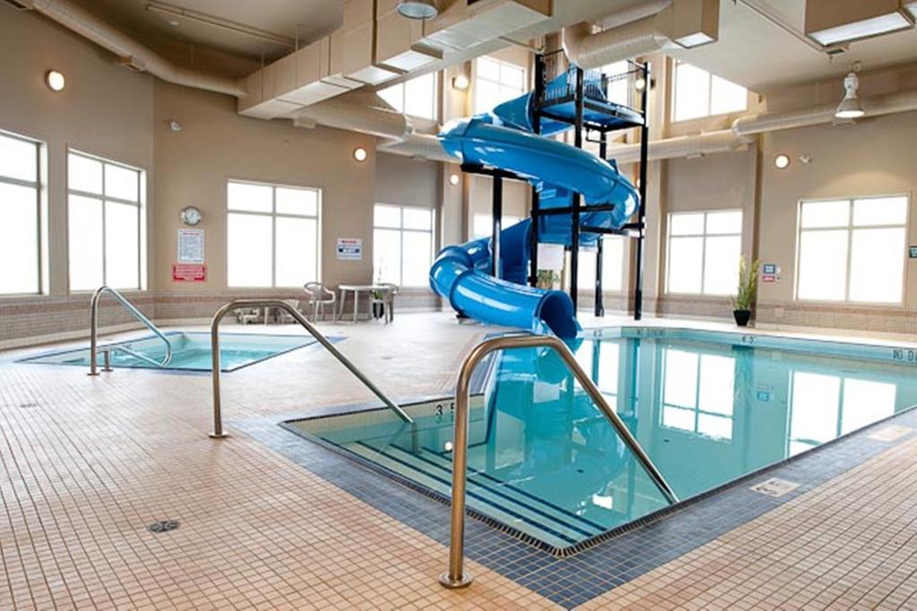 Paradise Inn And Suites Valleyview Exteriér fotografie
